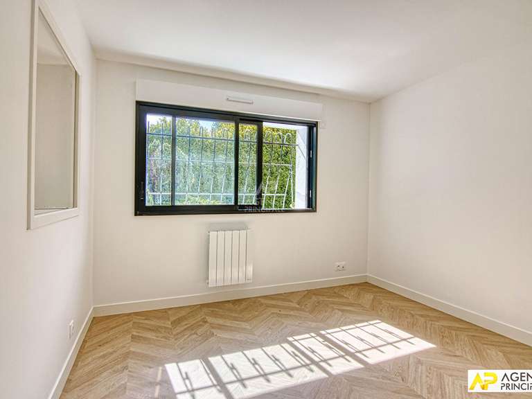 Maison La Celle-Saint-Cloud - 3 chambres - 190m²
