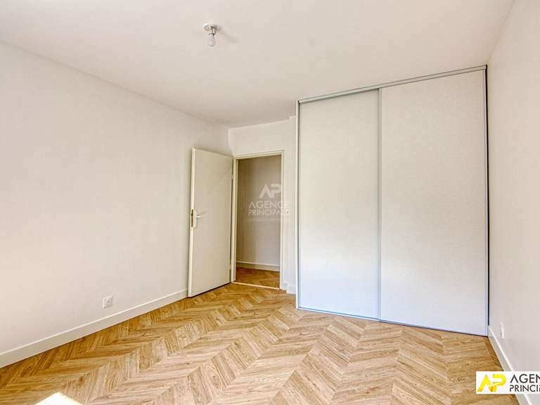 Maison La Celle-Saint-Cloud - 3 chambres - 190m²