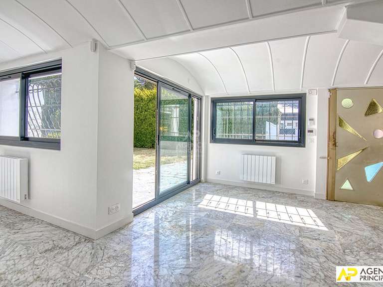 Maison La Celle-Saint-Cloud - 3 chambres - 190m²