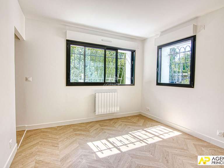 Maison La Celle-Saint-Cloud - 3 chambres - 190m²