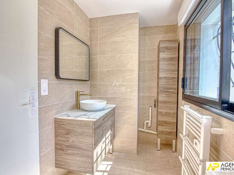 Maison La Celle-Saint-Cloud - 3 chambres - 190m²