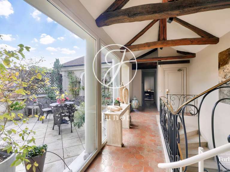 Maison La Celle-Saint-Cloud - 5 chambres - 298m²