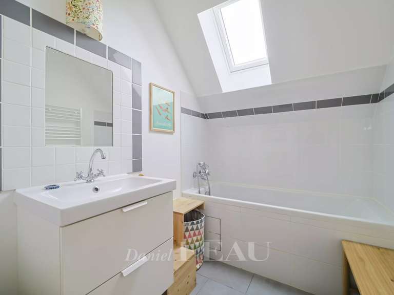 Maison La Celle-Saint-Cloud - 5 chambres - 185m²