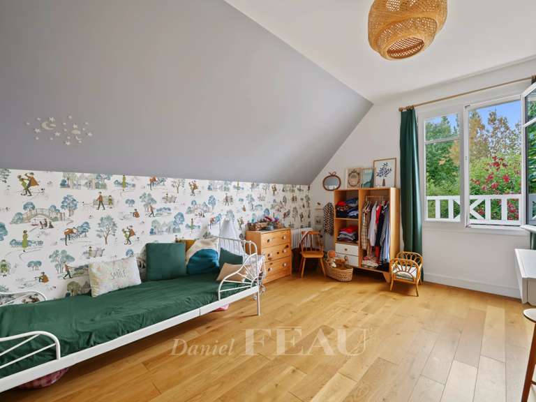Maison La Celle-Saint-Cloud - 5 chambres - 185m²