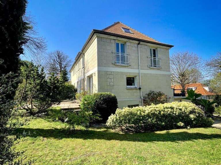 Vente Villa La CelleSaintCloud 1 390 000€