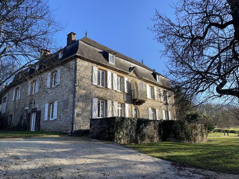 Maison La Chapelle-aux-Saints - 7 chambres - 415m²
