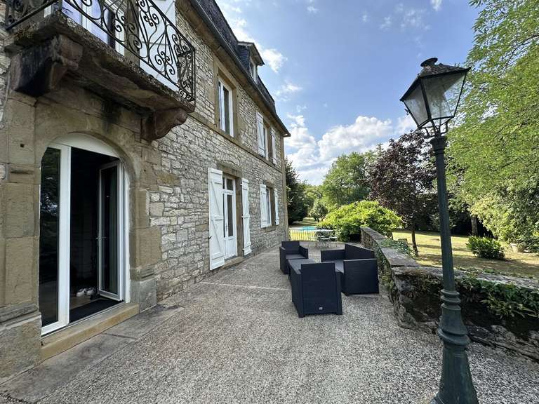 Maison La Chapelle-aux-Saints - 7 chambres - 415m²