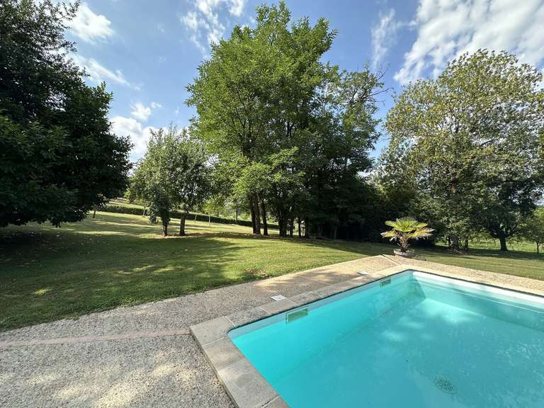 Maison La Chapelle-aux-Saints - 7 chambres - 415m²