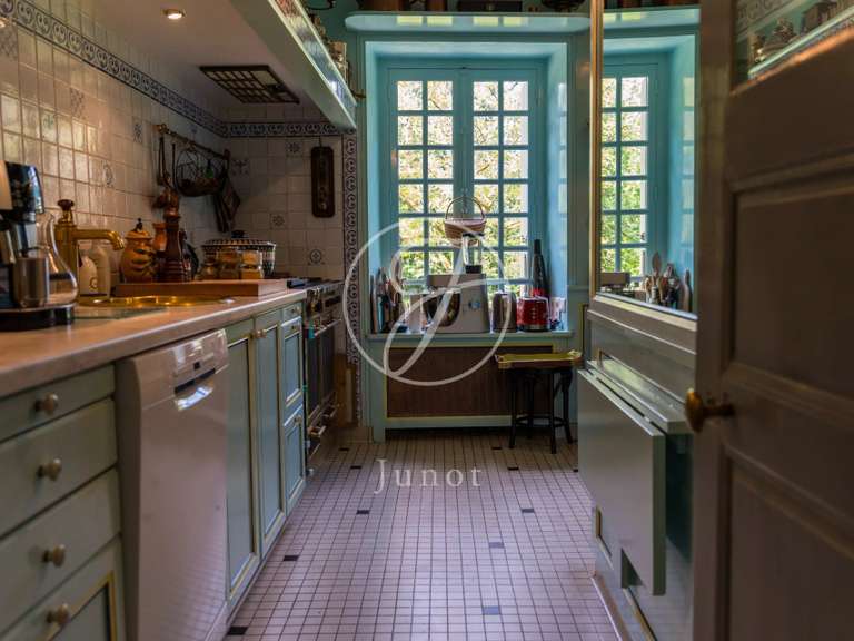 Château La Chapelle-Caro - 12 chambres - 800m²