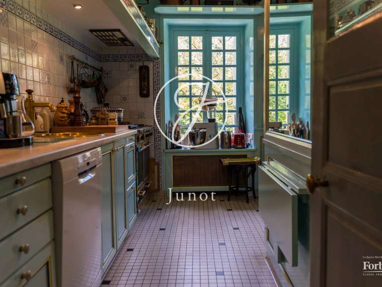 Château La Chapelle-Caro - 12 chambres - 800m²