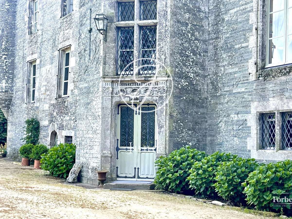 Château La Chapelle-Caro