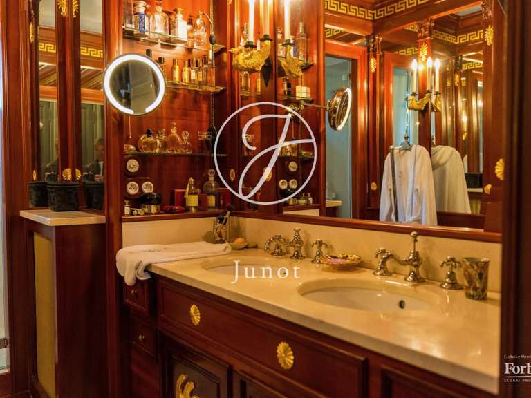 Château La Chapelle-Caro - 12 chambres - 800m²