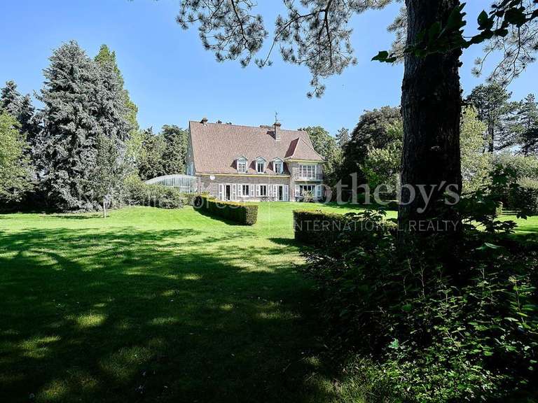 Maison La Chapelle-d'Armentières - 8 chambres - 571m²