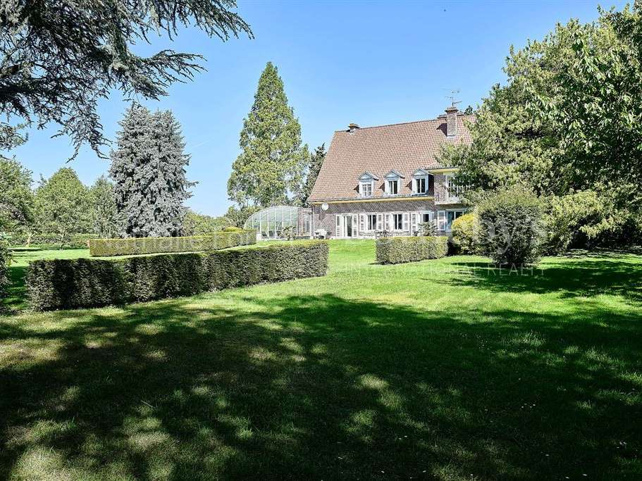 House La Chapelle-d'Armentières