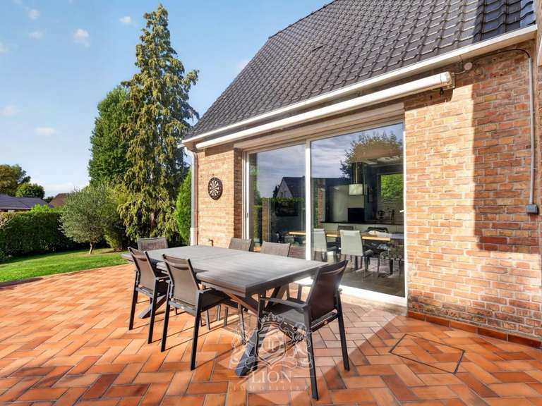 Maison La Chapelle-d'Armentières - 6 chambres - 200m²