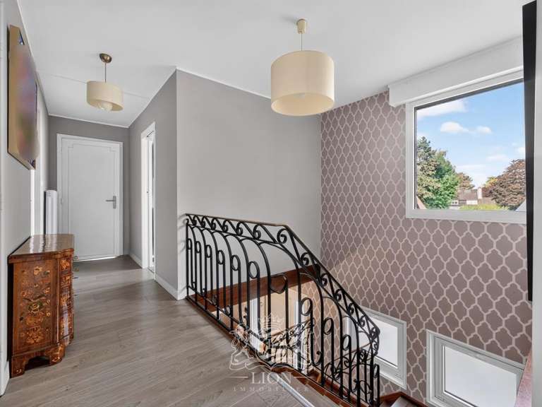 Maison La Chapelle-d'Armentières - 6 chambres - 200m²