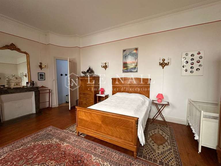 Maison La Chapelle-Heulin - 7 chambres - 277m²