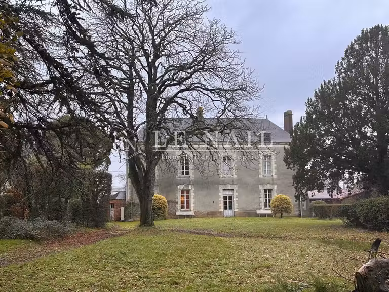 Maison La Chapelle-Heulin - 7 chambres - 277m²