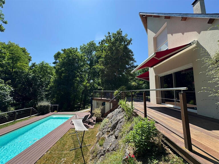 Maison La Chapelle-Saint-Mesmin - 4 chambres - 202m²