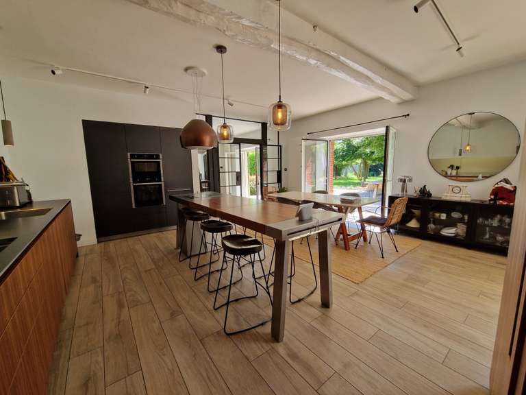 Maison La Chapelle-Saint-Mesmin - 5 chambres - 450m²