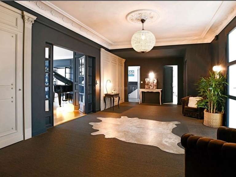 Maison La Chapelle-sur-Erdre - 6 chambres - 345m²