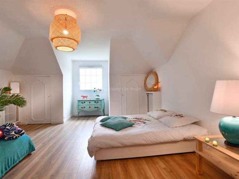 Maison La Chapelle-sur-Erdre - 6 chambres - 345m²