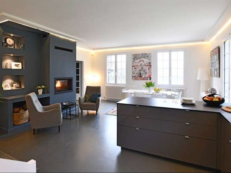 Maison La Chapelle-sur-Erdre - 6 chambres - 345m²