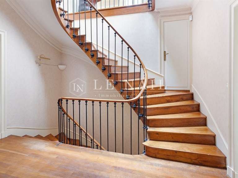 Maison La Chapelle-sur-Erdre - 530m²