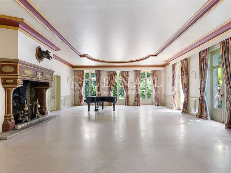 Maison La Chapelle-sur-Erdre - 530m²