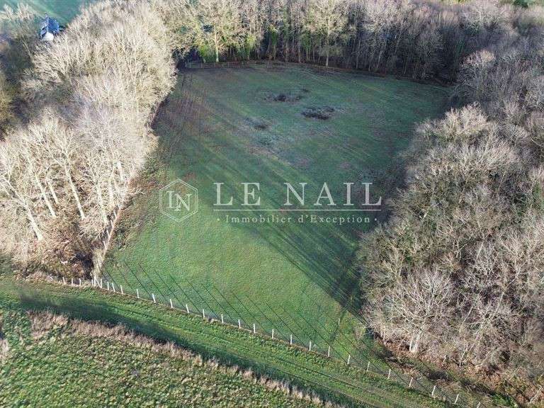 Propriété La Chartre-sur-le-Loir - 3 chambres - 350m²