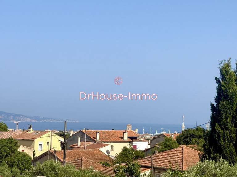 Appartement La Ciotat - 3 chambres - 104m²