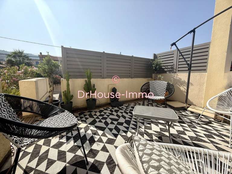 Appartement La Ciotat - 3 chambres - 104m²