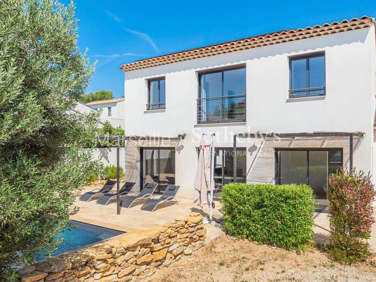 Maison La Ciotat - 4 chambres - 146m²