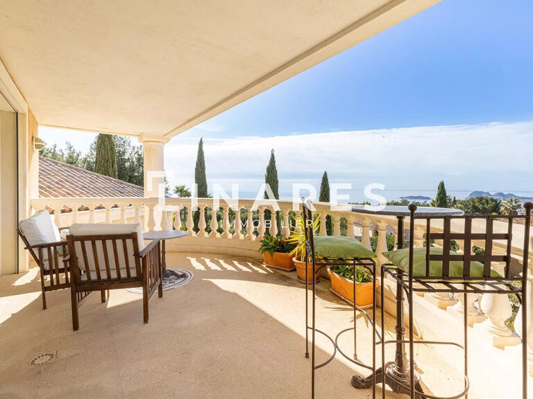 Maison La Ciotat - 4 chambres - 417m²