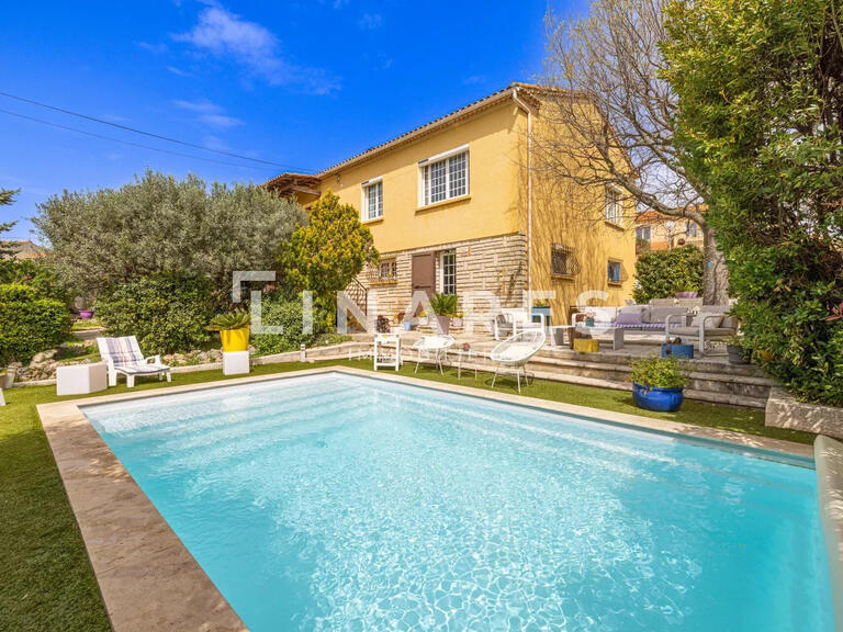 Maison La Ciotat - 5 chambres - 174m²