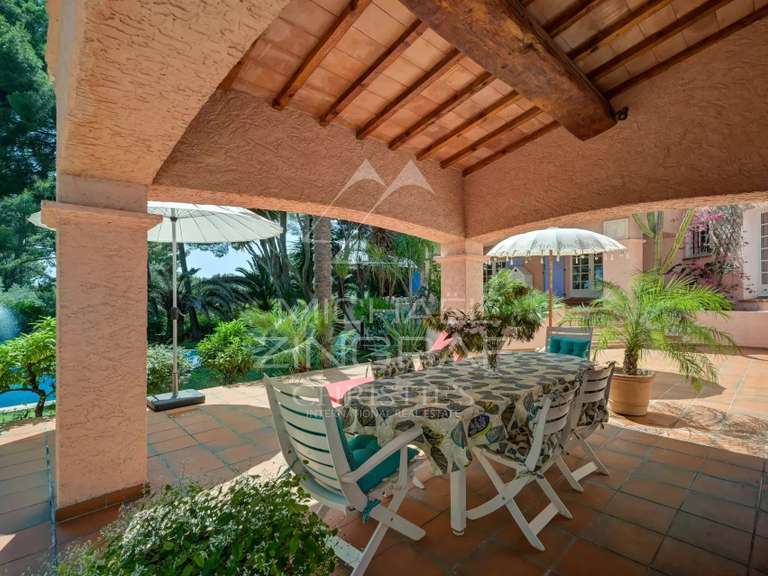 Maison La Ciotat - 5 chambres - 200m²