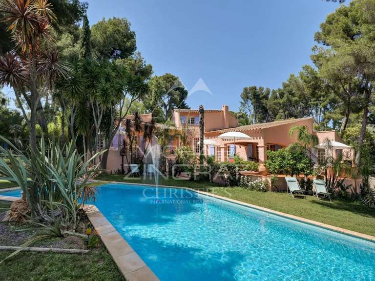 Maison La Ciotat - 5 chambres - 200m²