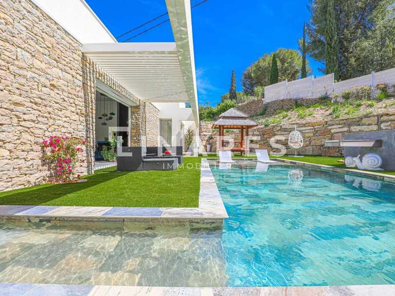 Maison La Ciotat - 3 chambres - 280m²