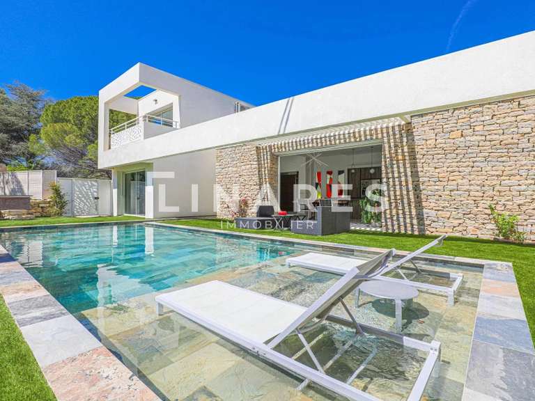 Maison La Ciotat - 3 chambres - 280m²