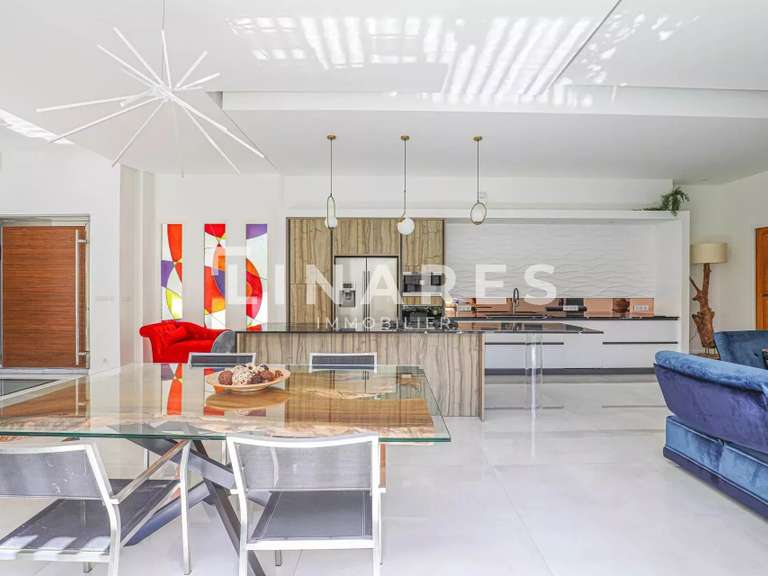 Maison La Ciotat - 3 chambres - 280m²