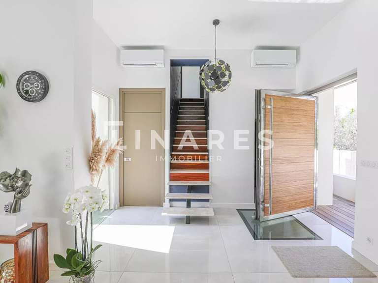 Maison La Ciotat - 3 chambres - 280m²