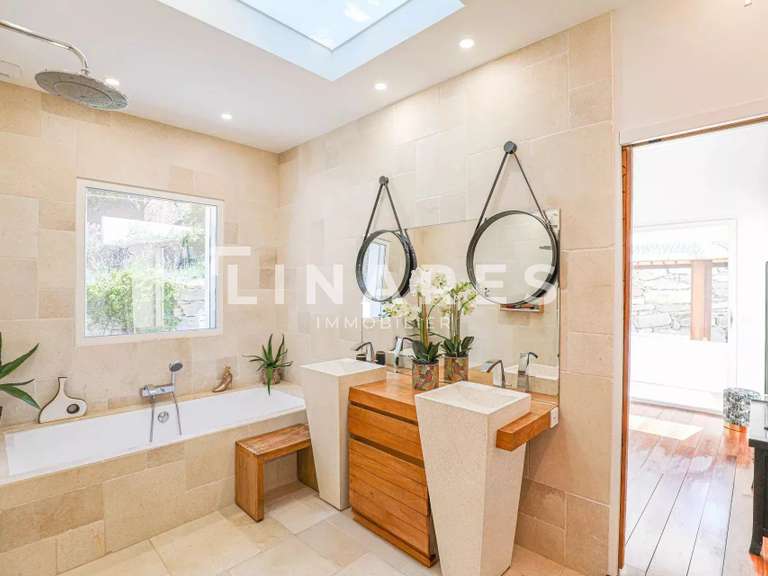 Maison La Ciotat - 3 chambres - 280m²