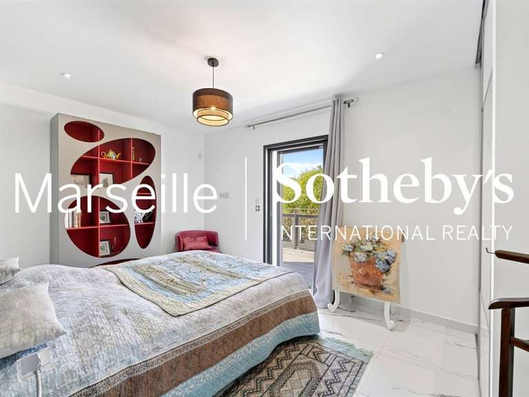 Maison La Ciotat - 5 chambres - 150m²