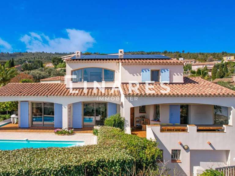 Maison La Ciotat - 5 chambres - 157m²