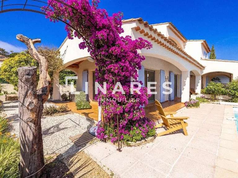 Maison La Ciotat - 5 chambres - 157m²