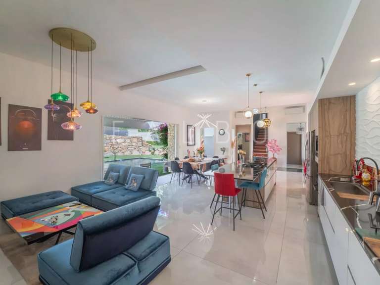 Maison La Ciotat - 1 chambre - 210m²