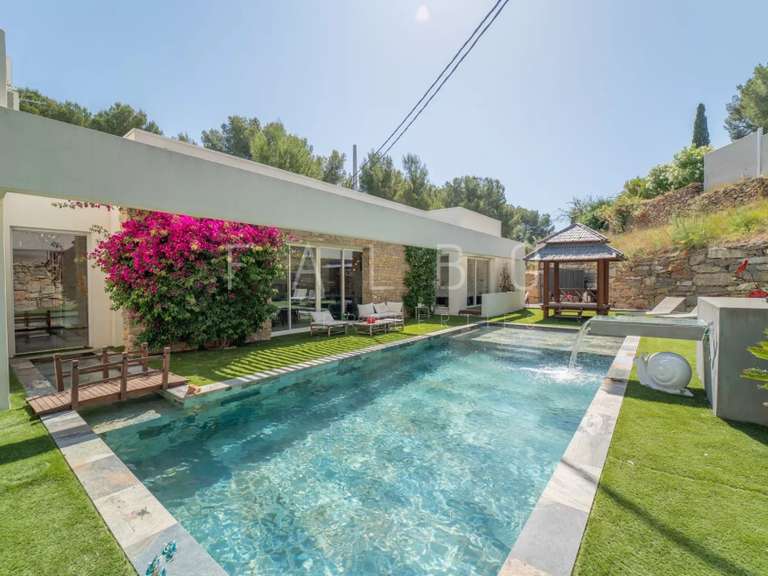 Maison La Ciotat - 1 chambre - 210m²