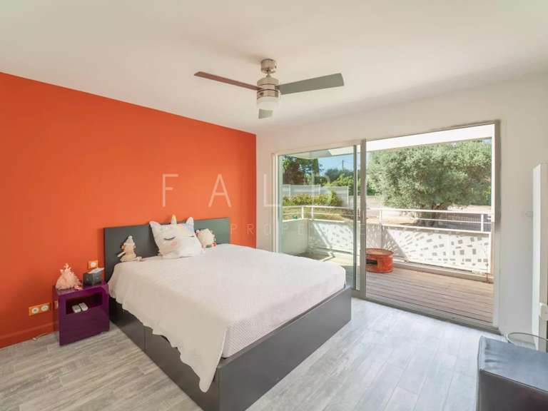 Maison La Ciotat - 1 chambre - 210m²