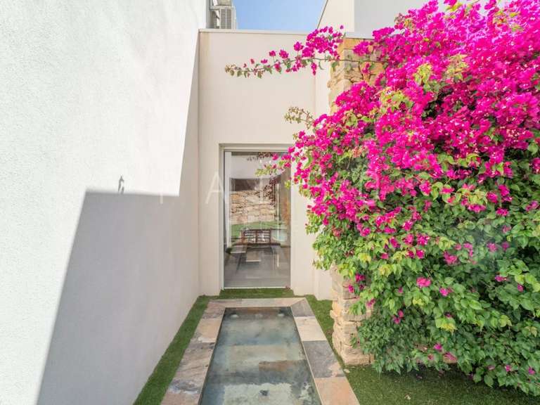 Maison La Ciotat - 1 chambre - 210m²