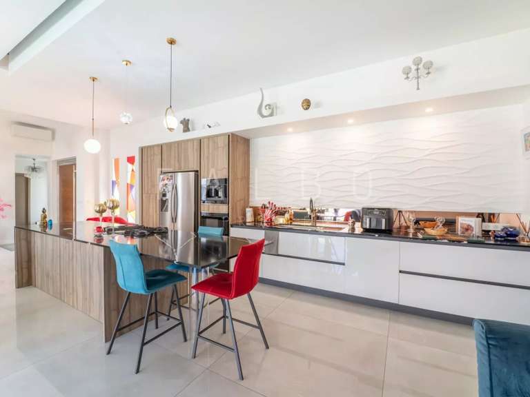 Maison La Ciotat - 1 chambre - 210m²